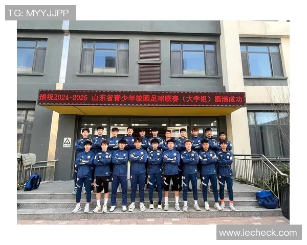 足球队的人员构成揭秘一支足球队究竟需要多少名队员才能运作顺利